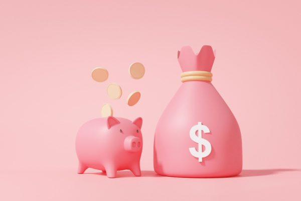 豚の貯金箱とお金